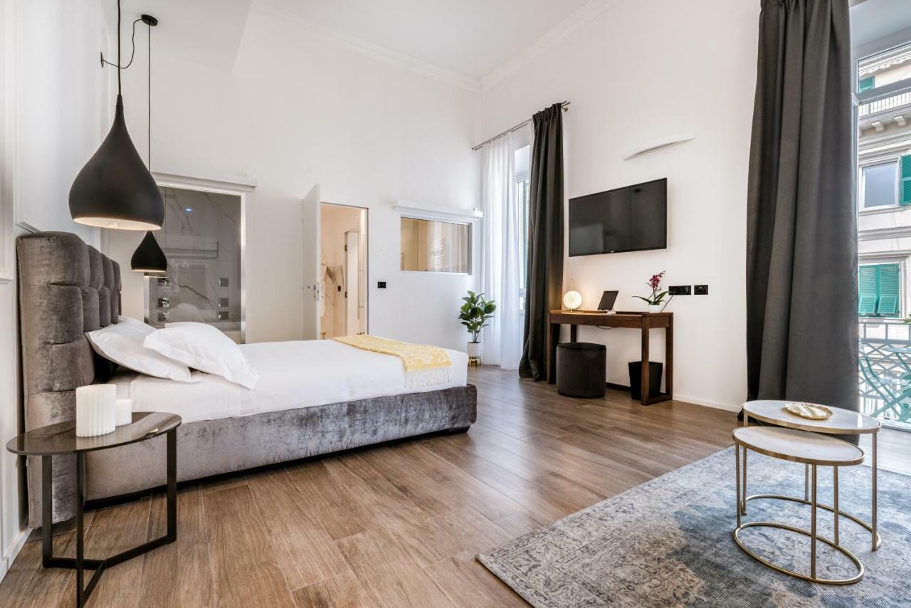 By The First - Luxury & 2* La Spezia