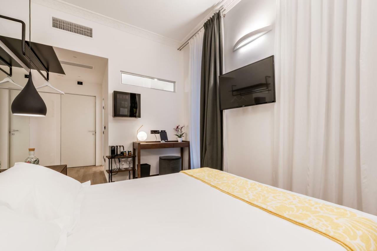 By The First - Luxury & Gasthof La Spezia