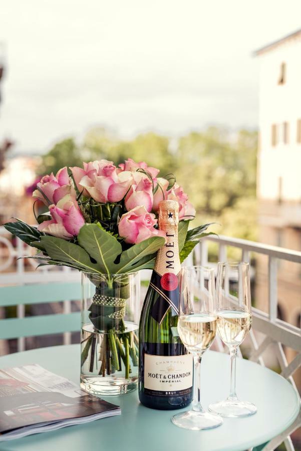 By The First - Luxury & La Spezia